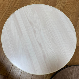 【引取先決定】小さな丸テーブル　ホワイト