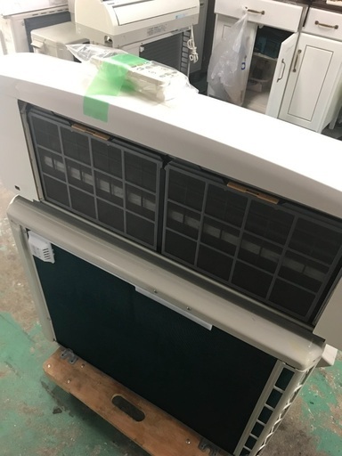 2017 Hitachi 10 畳- 無料の基本的なエアコンの建設