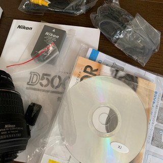 最終値下げ　早い者勝ち　Nikon D5000 ダブルズームキット