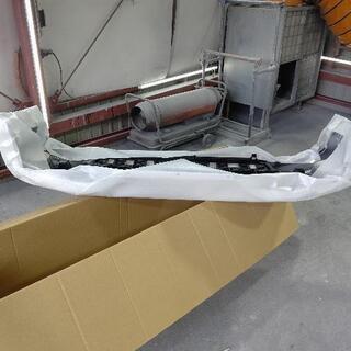 四型ハイエース社外新品フロントバンパー(塗装済み)