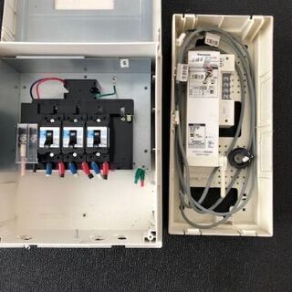値下げ】太陽光発電パワーコンディショナー(中古) 値下げ】太陽光発電パワーコンディショナー(中古)