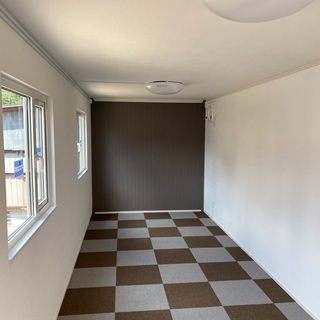 プレハブ　物置　趣味部屋　住居
