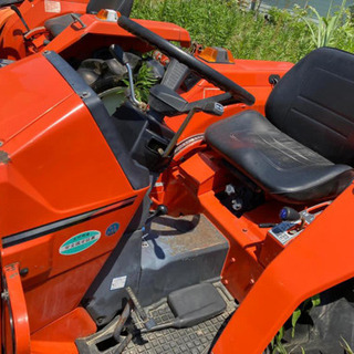 クボタトラクターZL1-235