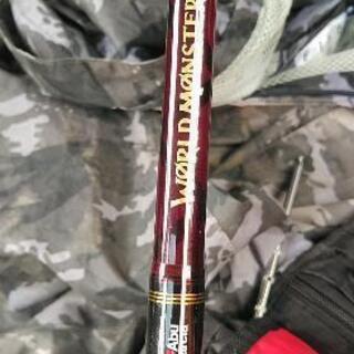 ラスト出品です一万円値下げしました‼️　アブガルシアレボビッグシューターカスタムとアブガルシアワールドモンスター雷魚