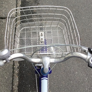 美品車＞ミヤタ・26インチ自転車・内装3段変速・ブルー LEDライト、鍵