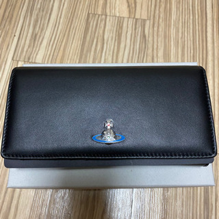 ヴィヴィアンウエストウッド長財布
