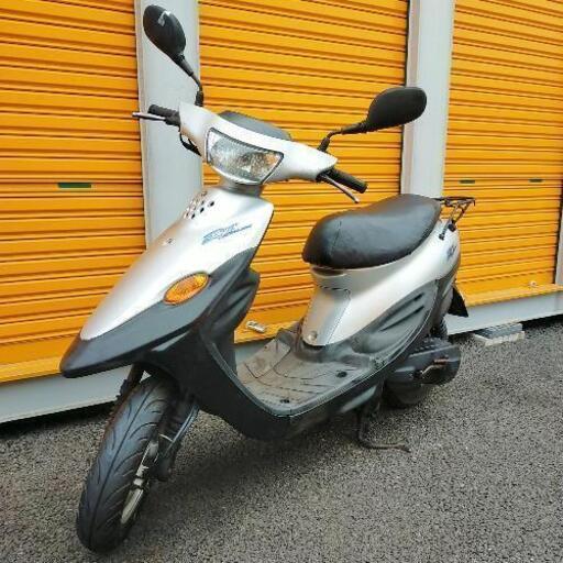 655.高馬力2スト　BJジョグ　バッテリーシート新品　千葉県柏市　即日配送、自走引き取りも可能