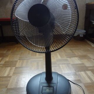 扇風機　  Electric Fan　高さ約７０センチ