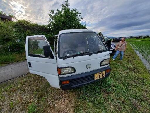 アクティバン　車　軽