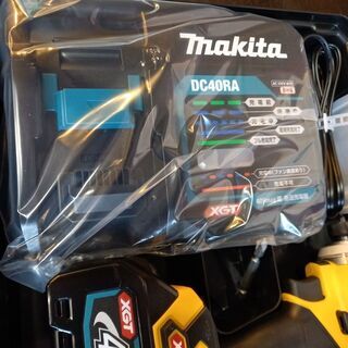 N1794　カード利用可能　新品未使用品　充電式インパクトドライバー　マキタ　TD0001GDXFY　40V　限定色　送料A　電動工具　　プラクラ南9条店 N1794 カード利用可能 新品未使用品 充電式インパクトドライバー