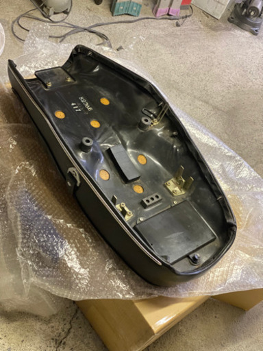 ホーク2 cb400t 純正シート 極上 ホンダ CB250T CB400T 角タンク