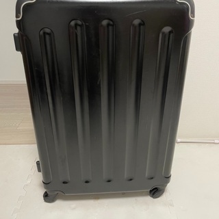 【ネット決済】スーツケース　クローゼット　キャリィケース