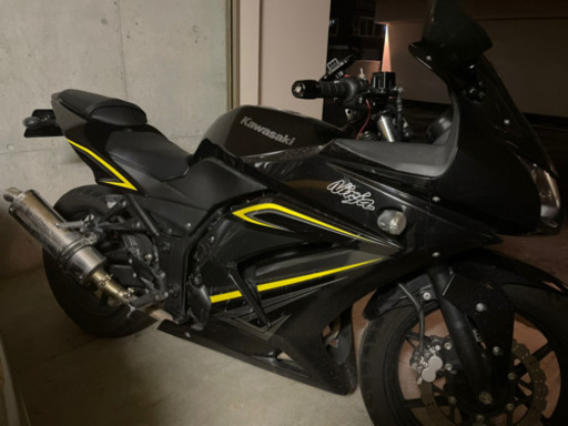 ninja250r 限定色　自賠責r7年　値下げ交渉可能