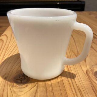 ヴィンテージ　マグカップ　フェデラル（アイボリー）ミルクガラス