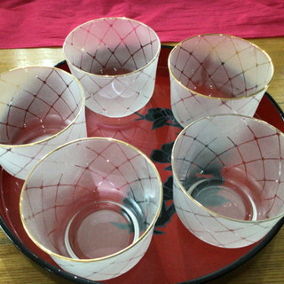 夏用茶器５個と赤い漆塗りの盆のセット