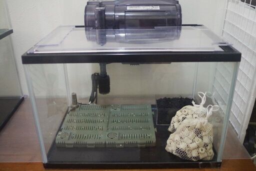 熱帯魚 水槽関連用品 45cmガラス水槽 外掛け式ろ過装置 大 ろ材 底面フィルター ソイル 桜大磯砂利 すー 雁ノ巣のその他の中古あげます 譲ります ジモティーで不用品の処分 熱帯魚 水槽関連用品 45cmガラス水槽 外掛け式ろ過装置 大 ろ材 底面フィルター ソイル 桜大磯砂利 すー 雁ノ巣のその他の中古あげます 譲ります ジモティーで不用品の処分