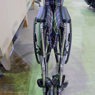【美品】スチール製自走式車いす　ガートル掛け付　MW-22ST　美和商事