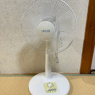 【ネット決済・配送可】扇風機　タイマー付　2010年　伸縮　