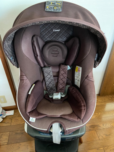 コンビチャイルドシート ラクティアターン 送料込み 送料込】コンビ