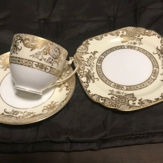 ノリタケ カップ&ソーサ プレート 計3点