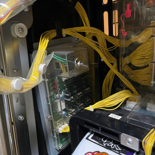 直接引取限定！サラリーマン番長 コイン不要機付 ドアキー付 設定変更