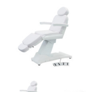 19日まで！エステ用電動ベッド(中古)
