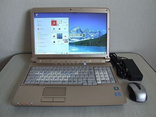 高速SSD240GB搭載　第二世代 Core i5 LIFEBOOK AH/R4H ノートパソコン　タッチパネル （3810）