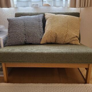 京都の有名な家具店のソファーです！