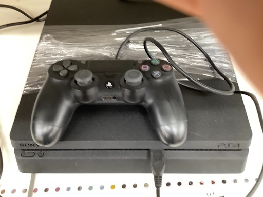 play station4  sony CH-2000A コントローラー1個付 500GB