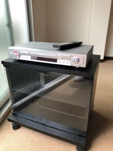 DVD・CDプレーヤーテレビ台付
