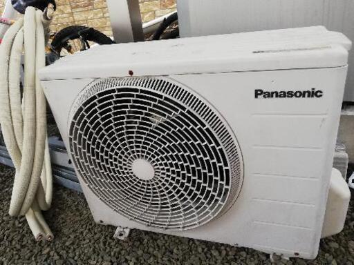 インバーター冷暖房除湿タイプ　Panasonic　ルームエアコン CS-221CF