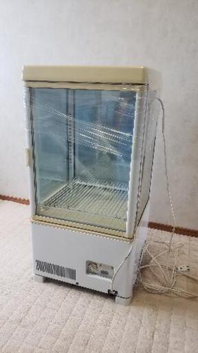 4面ガラスショーケース　動作確認済み　冷蔵庫