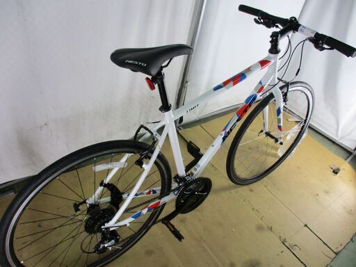 スポーツ中古自転車 B373 NESTO LIMIT ホワイト 500mm【クロスバイク】
