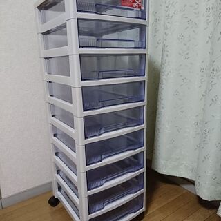 中古クリアチェスト譲ります　値下げしました！