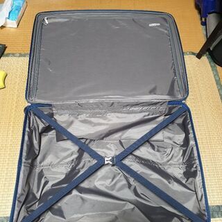 その他 ☆American Tourister LITEVLO SPINNER 81/30 EXP TSA ネイビー 