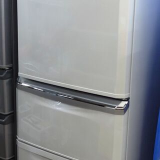 【7月8月限定値下げ品】三菱 冷蔵庫 MR-C34E-W　中古品 335L 2020年※ヘコミキズありの画像
