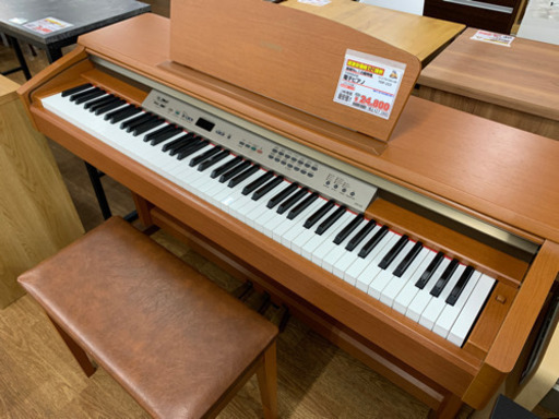 YAMAHA 電子ピアノ　YDP-223　【店頭取引限定】【中古品】早い者勝ち！足立区近郊配送可能！