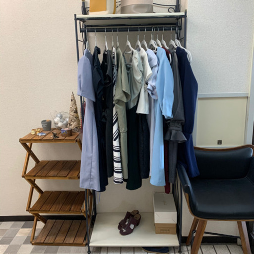 本日まで 可愛いハンガーラック洋服掛け まなさら 浜松の収納家具 スチールラック の中古あげます 譲ります ジモティーで不用品の処分