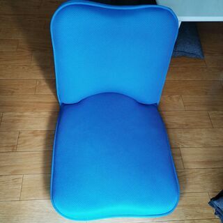 折畳み座椅子 (ブルー)