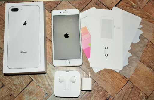 ☆アップル apple iPhone8 Plus MQ9L2J/A A1898 64GB スマートフォン 