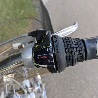 ブリヂストン 27インチ 前後タイヤサドル新品 6段変速 オートライト ブリヂストン 27インチ 前後タイヤサドル新品 6段変速 オートライト