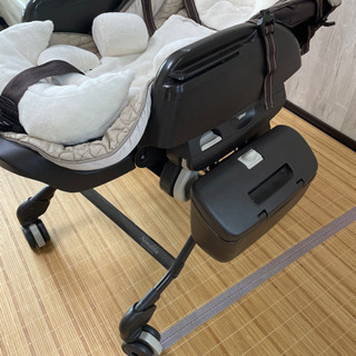 電動combiハイローチェアーお話中