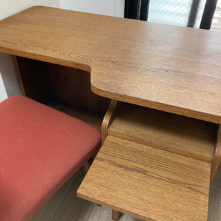 unico krut デスク