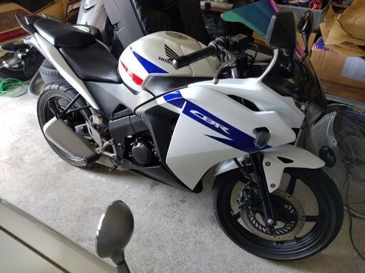 広島発！自賠責保険付き！即乗り！車庫保管　人気のJC50型　ホンダ　CBR125R インジェクションモデル　安心消耗品交換済み！LEDヘッドライト　高級ワコーズオイル交換済み！