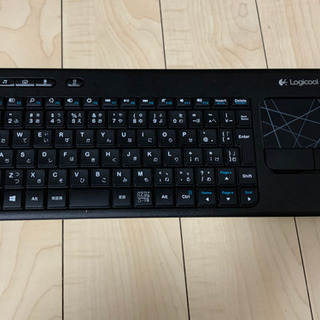 【ジャンク】ワイヤレスキーボード　タッチパッド付き【他品購入者無料】