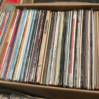 片付けで出てきたレコード盤大量