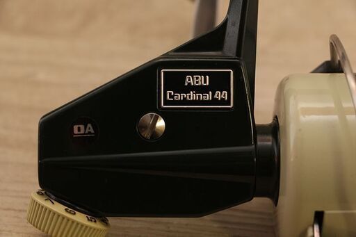 ABU cardinal 44 アブ カーディナル スピニングリール (P1214ktxY)