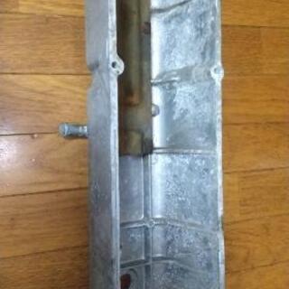 NISSAN  旧車   エンジンヘッドカバー