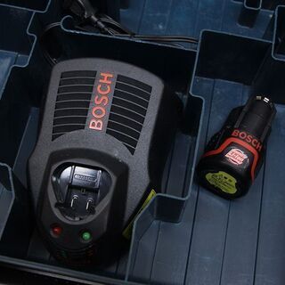 BOSCH ボッシュ 10.8Vバッテリーカットソー GMF10.8V-LI パッド 替刃