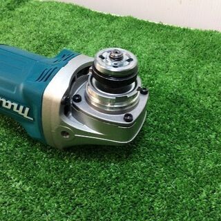 マキタ GA404DRGXN 充電式ディスクグラインダ100mm【リライズ市川行徳店】【店頭取引限定】【中古】ITP300RYF730 マキタ GA404DRGXN 充電式ディスクグラインダ100mm【リライズ市川行徳